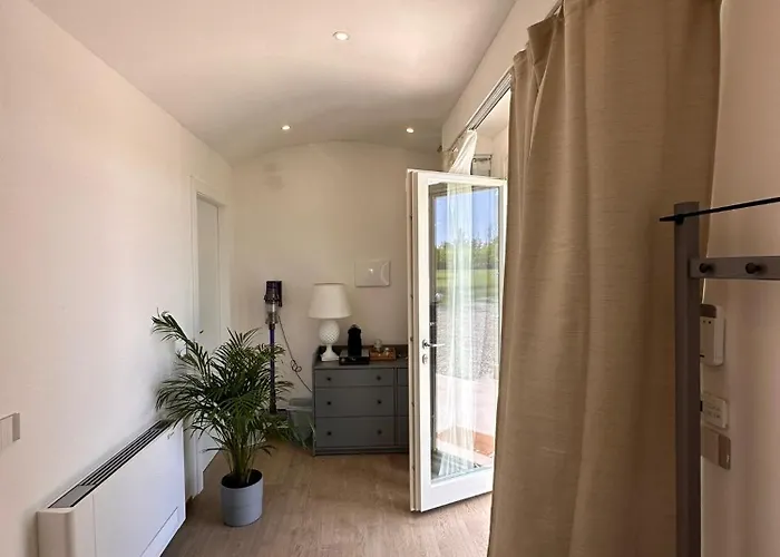 Iris Готель типу 